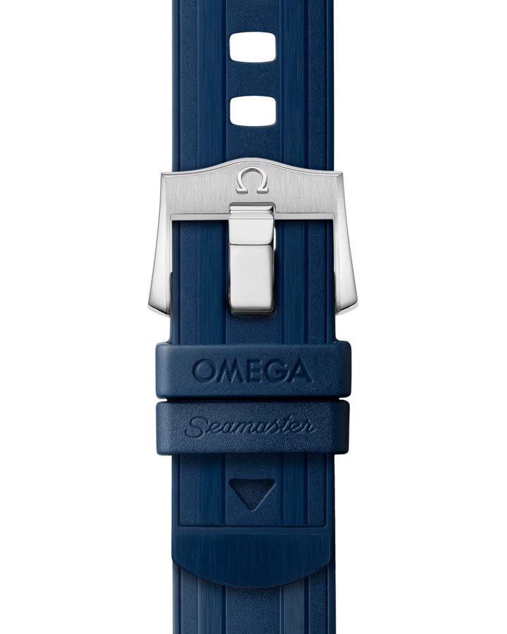 Omega Seamaster Diver 300M, second angle du boîtier acier 42 mm